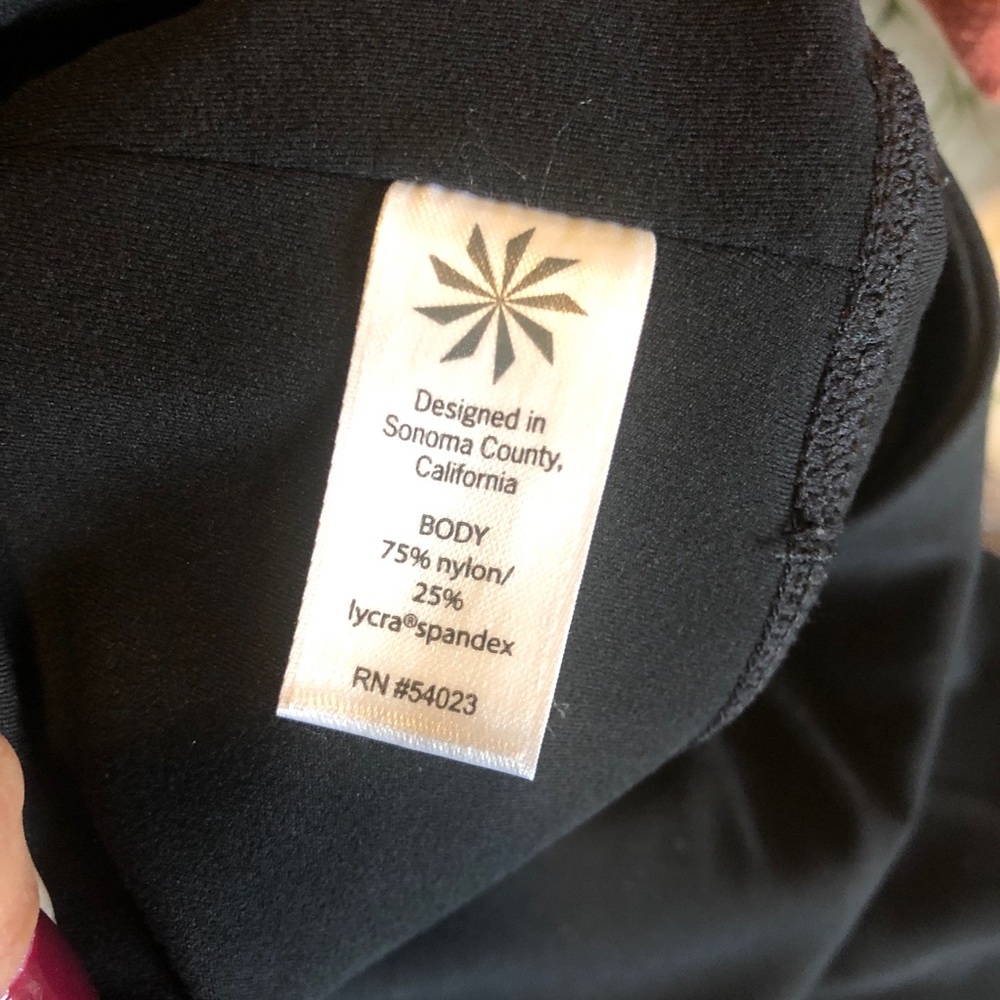 ATHLETA Black Capri Pants - Large Tall - Picture 7 of 7